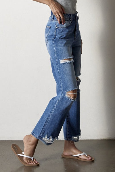 ESTRUCTED STRAIGHT JEANS